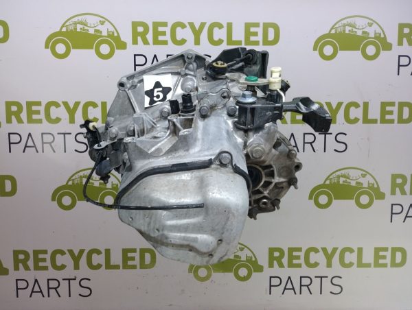 Caja De Velocidades Peugeot 208 1.5 8v (04410975) Lp