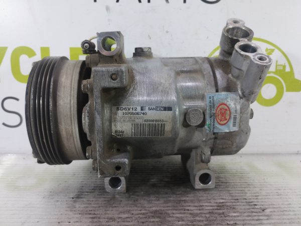 Compresor De A/a Renault Clio 1.2 (05689877)