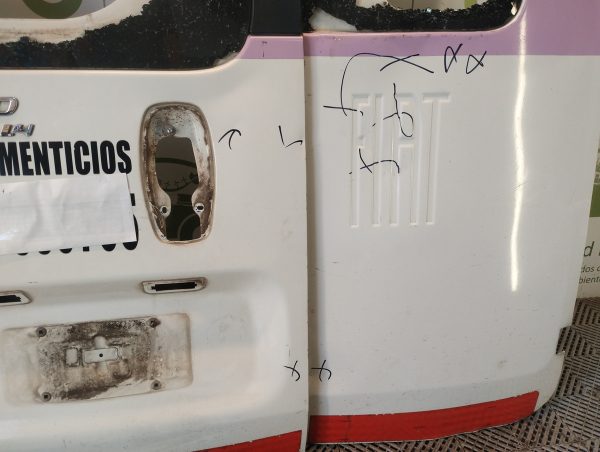 Porton Trasero Fiat Fiorino Novo (05916561) Lp