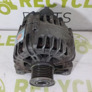 Alternador Renault Captur 2.0 (06045943)