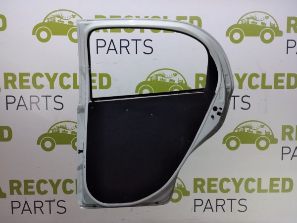 Puerta Trasera Derecha Toyota Etios 5p (05567090) Lp