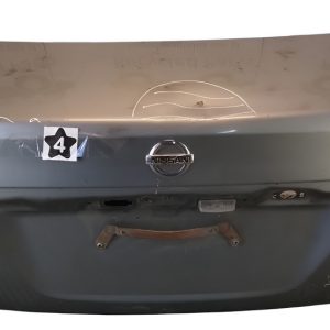 Tapa De Baul Nissan Tiida (05373569)