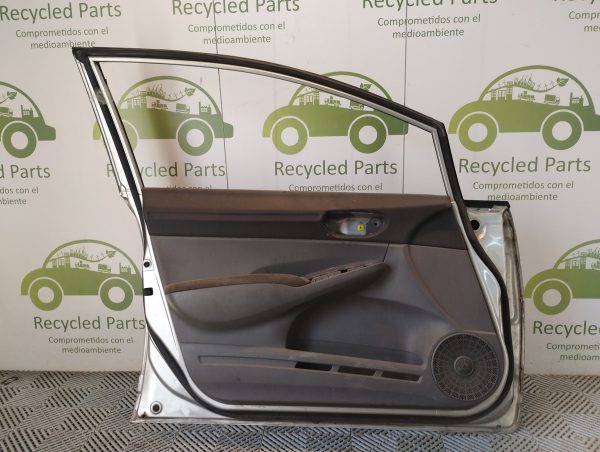 Puerta Delantera Izquierda Honda Civic 8va (05061880)