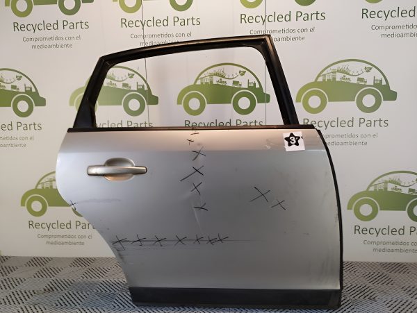 Puerta Trasera Derecha Citroen C4 4p (04668568)