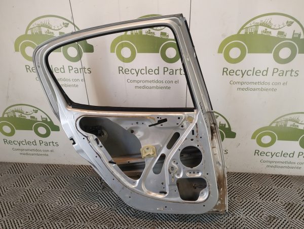 Puerta Trasera Izquierda Peugeot 207 (05992994)