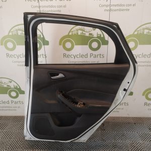 Puerta Trasera Derecha Ford Focus F3 (05831782)