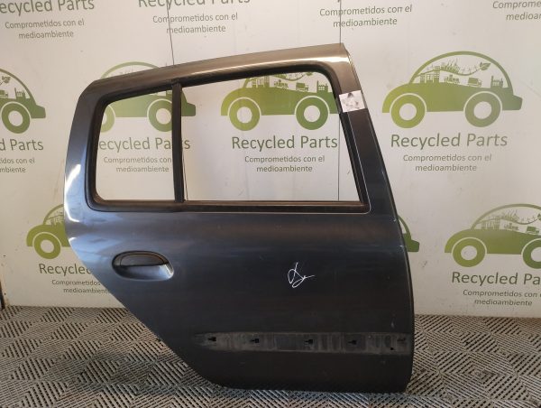 Puerta Trasera Derecha Renault Clio 2 (05581440)