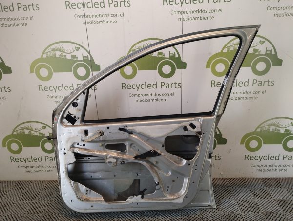 Puerta Delantera Derecha Peugeot 207 (05925868)