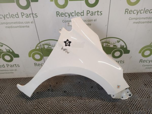 Guardabarro Derecho Toyota Corolla G11 (05854300)