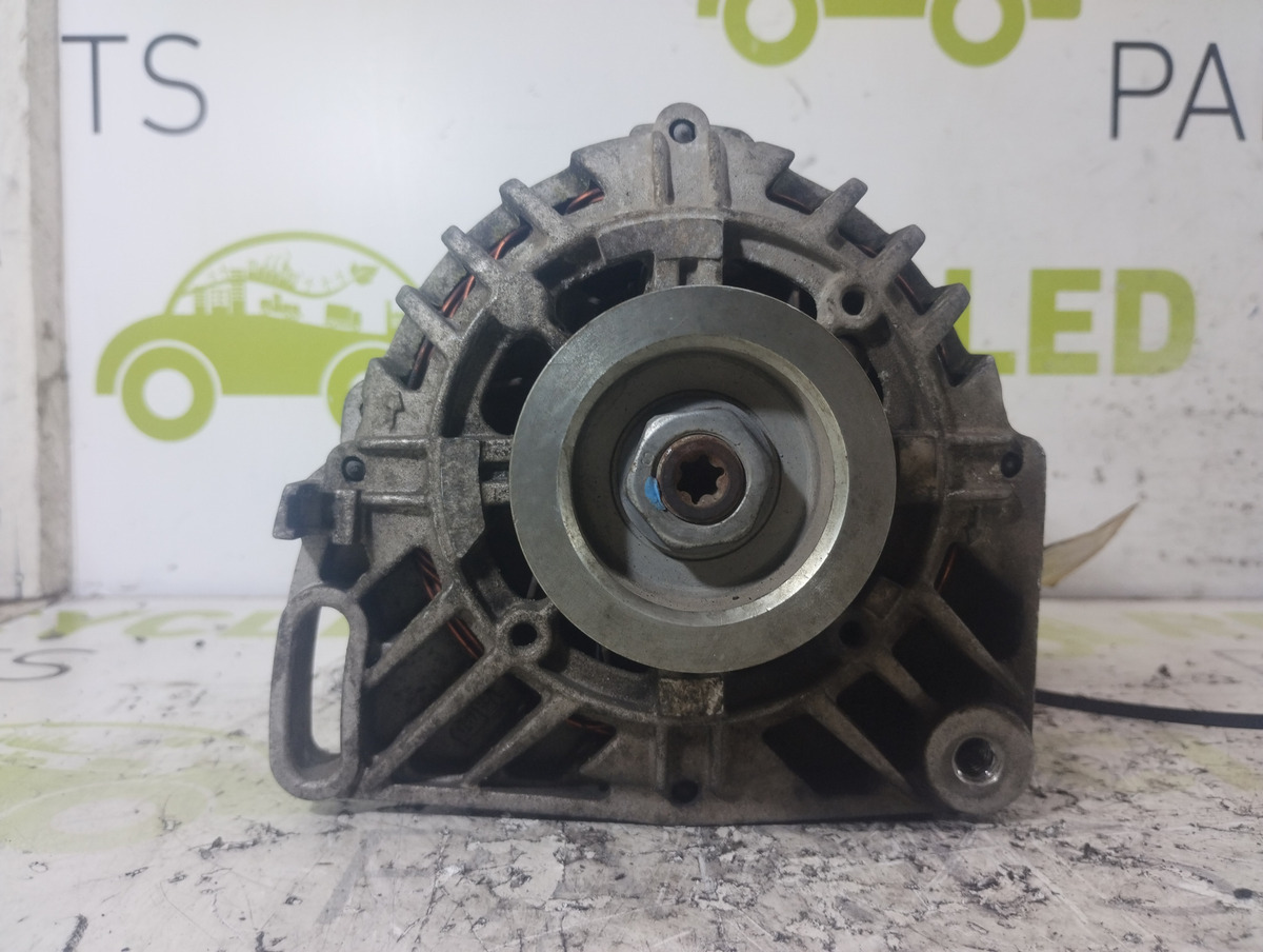 Alternador Renault Clio Mio 1.2 (06213817)