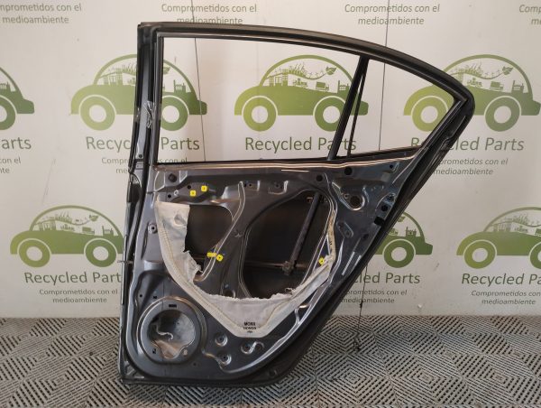 Puerta Trasera Derecha Honda City (05395952)