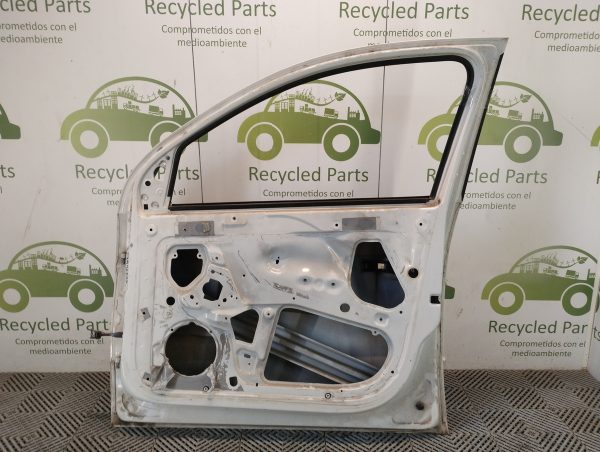 Puerta Delantera Derecha Vw Gol Trend (04942255)