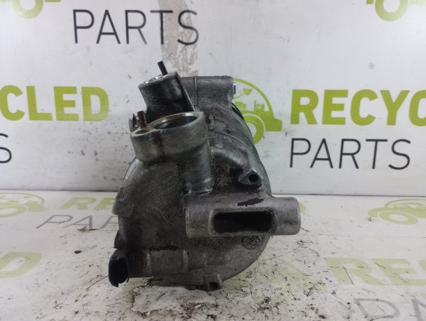 Compresor De A/a Vw Vento 2.5 (05844218)
