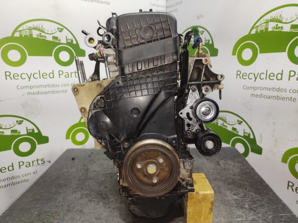 Motor Citroen Berlingo 1.4 8v (04927904)