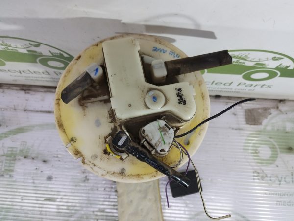 Bomba De Nafta Toyota Etios 1.5 (03168124)