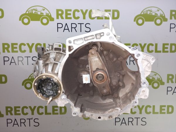 Caja De Velocidades Vw Bora 2.0 8v (05113593)