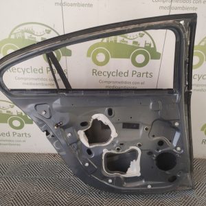 Puerta Trasera Izquierda Renault Fluence (04116632)