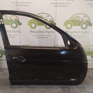 Puerta Delantera Derecha Renault Megane F1 (05481440)