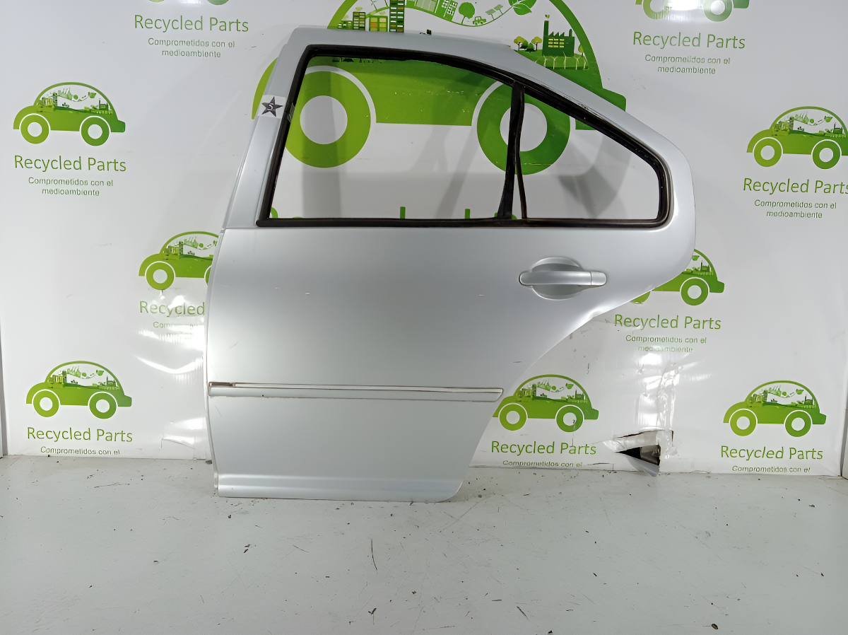 Puerta Trasera Izquierda Vw Bora (04266629) Lp