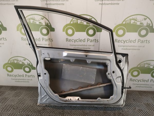 Puerta Delantera Izquierda Ford Fiesta Kd (05909763)