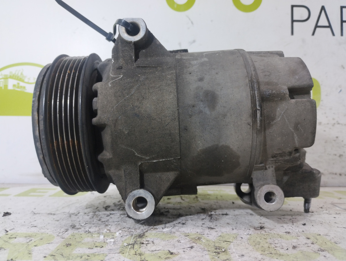 Compresor De A/a Peugeot 207 1.4 (06363531)