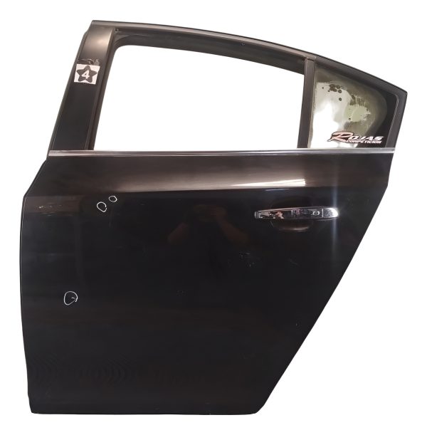Puerta Trasera Izquierda Chevrolet Cruze 4p (06747492)