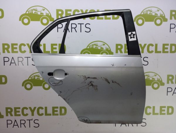 Puerta Trasera Derecha Vw Vento Lv (04340061) Lp