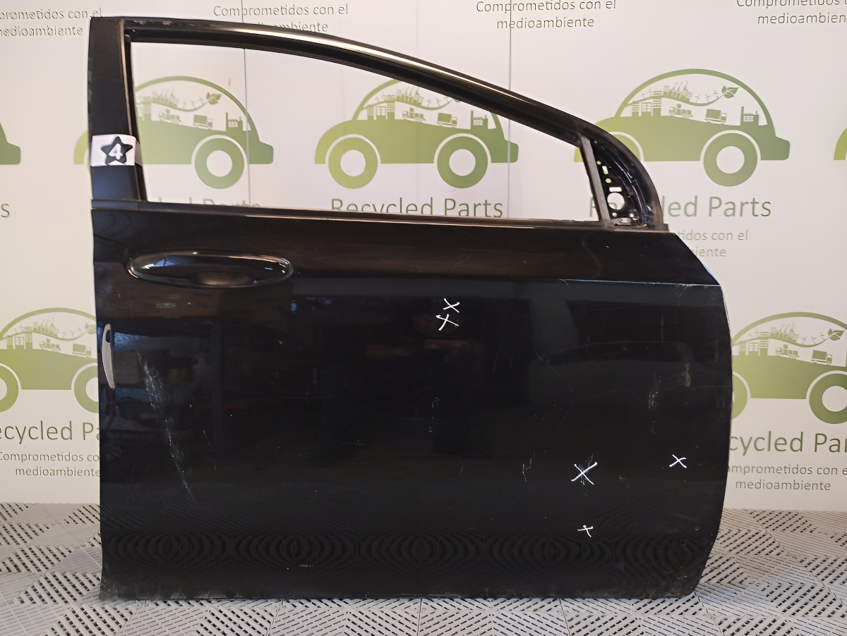 Puerta Delantera Derecha Honda City (04630744)