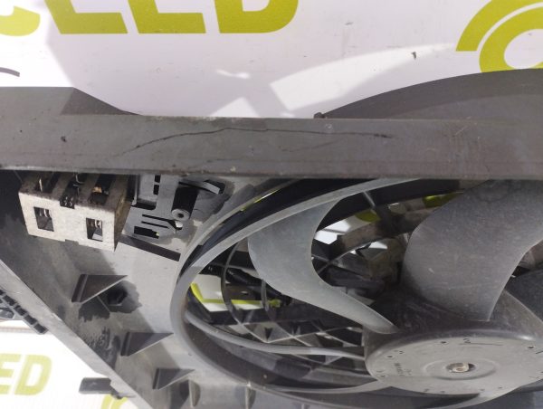 Electroventilador Nissan Kicks 1.6 (05693441)