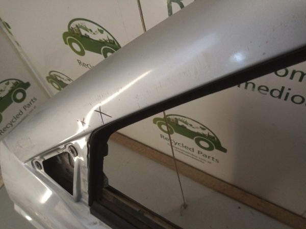 Puerta Delantera Izquierda Ford Escort (04046520)