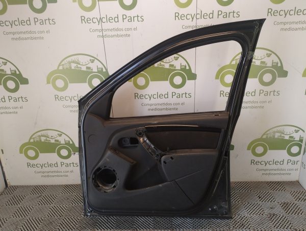 Puerta Delantera Derecha Renault Duster Lv (05908527)