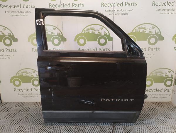 Puerta Delantera Derecha Jeep Patriot (05507414)