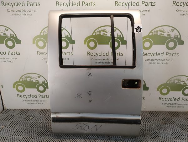 Puerta Trasera Izquierda Chevrolet S10 (05290649)