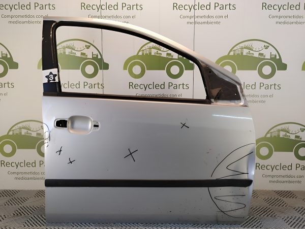 Puerta Delantera Derecha Ford Fiesta Max (04706960)