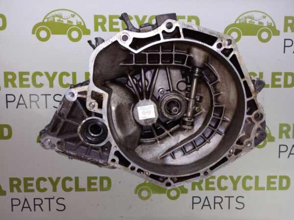 Caja De Velocidades Chevrolet Corsa 1.6 8v (06069500)