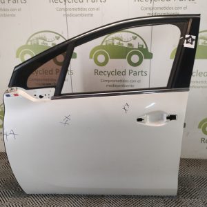 Puerta Delantera Izquierda Peugeot 208 (06198341)