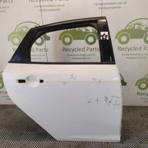 Puerta Trasera Derecha Ford Focus F3 (05831782)