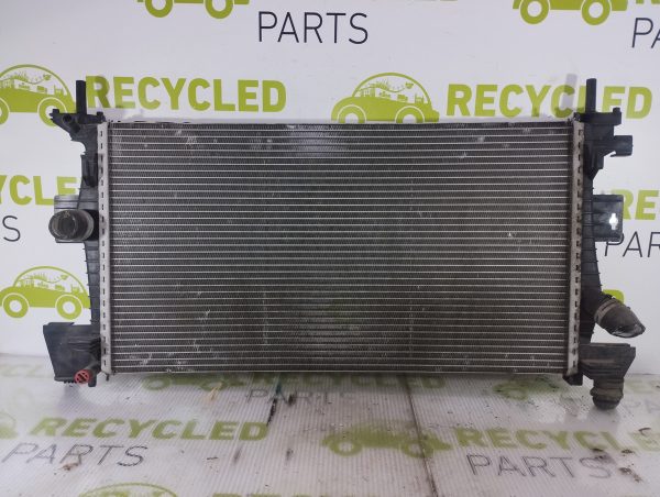 Radiador De Agua Ford Focus 3 1.6 (05669140)