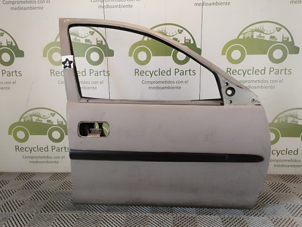 Puerta Delantera Derecha Chevrolet Corsa (05374784) Lp