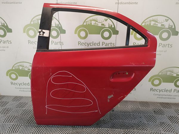 Puerta Trasera Izquierda Chevrolet Onix (05304090)