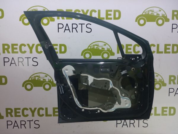 Puerta Delantera Izquierda Peugeot 208 (05705689) Lp