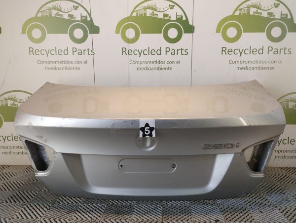 Tapa De Baul Bmw 320 (02500151)