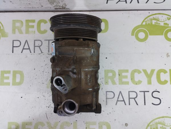 Compresor De A/a Vw Vento 2.5 (06120229)