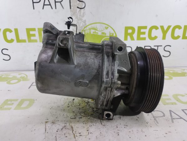 Compresor De A/a Renault Sandero 1.6 (05878736)