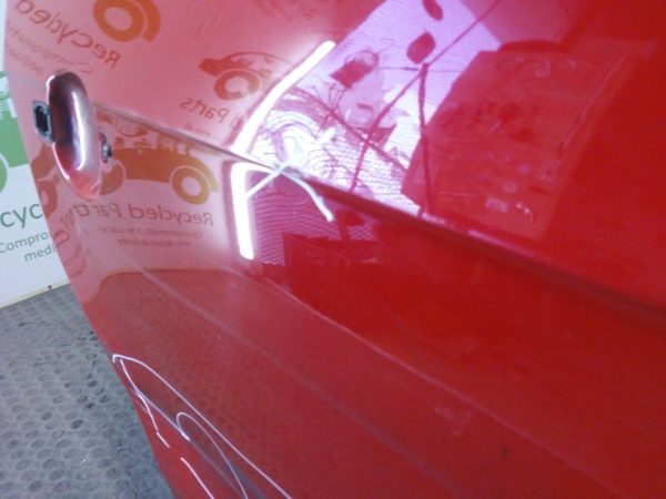 Puerta Trasera Derecha Vw Gol Trend (02477131)