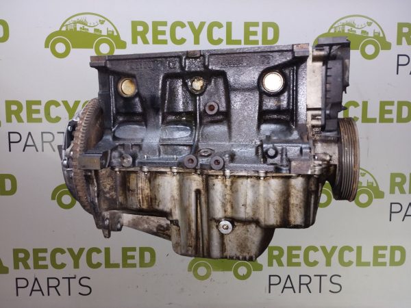 Motor Renault Sandero 1.6 16v (05686296) Solo Block
