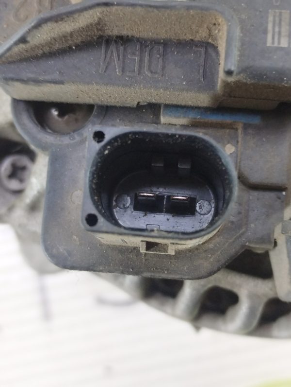 Alternador Vw Vento 2.5 (04861465)