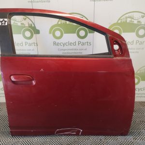 Puerta Delantera Derecha Chevrolet Onix (05585848)