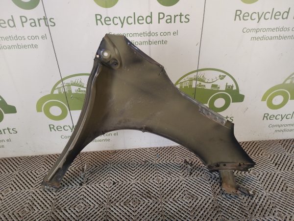 Guardabarro Izquierdo Peugeot 2008 (05407486)