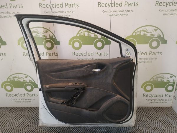 Puerta Delantera Izquierda Chevrolet Onix (05186416)